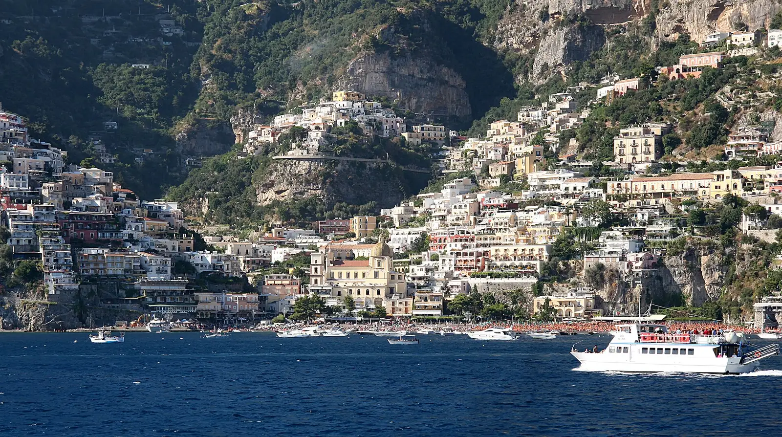 Amalfi Coast & Capri yacht charter destination