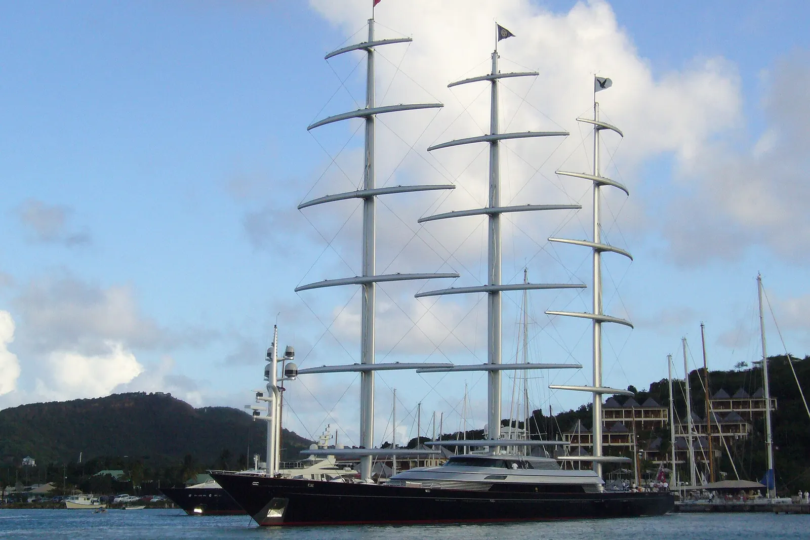 Antigua yacht charter destination