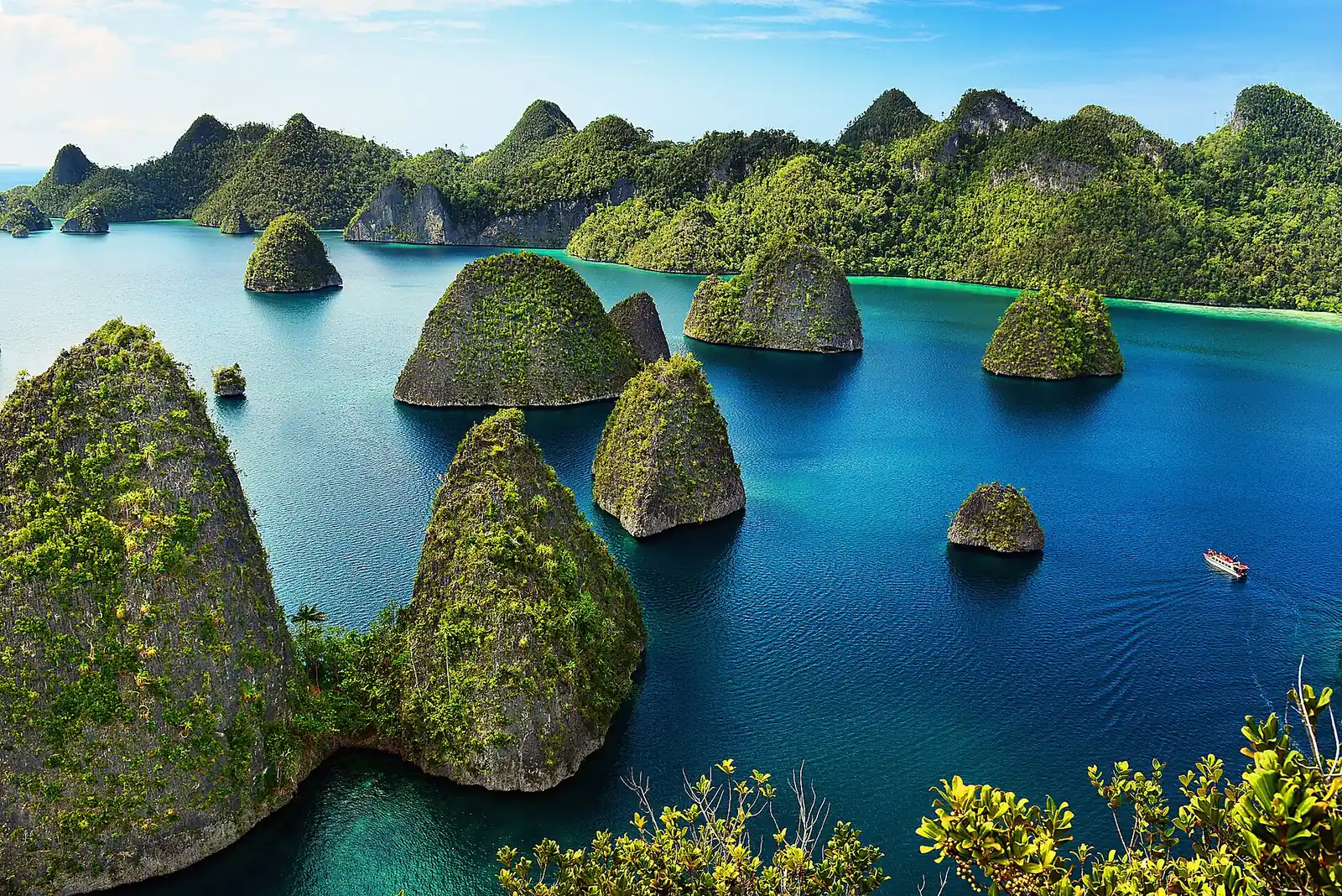 Indonesia yacht charter destination